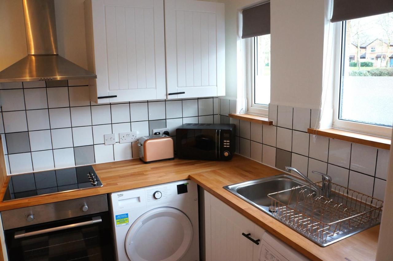 Appartement The Oldbrook Garden Flat à Milton Keynes Extérieur photo